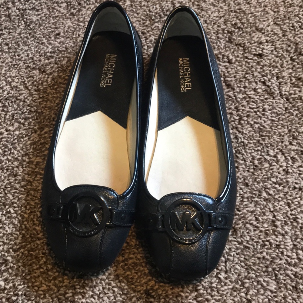 Michael Kors Black Leather flats